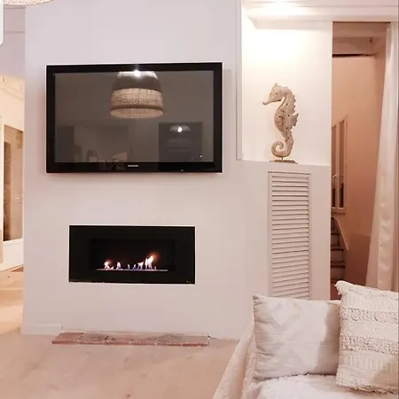 La Maison Du Garde-barriere A 6km De La Plage Casa vacanze L'Ile-d'Olonne