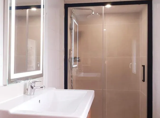 La Maison Du Garde-barriere A 6km De La Plage Vakantiehuis *